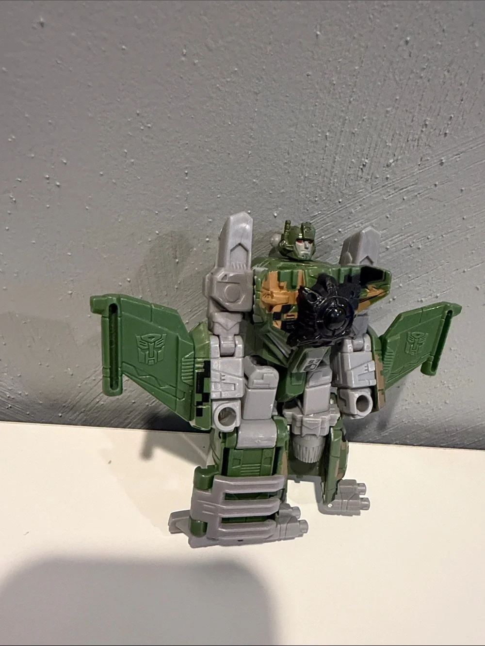 Hasbro Transformers air raid scout class 2007 incomplete
